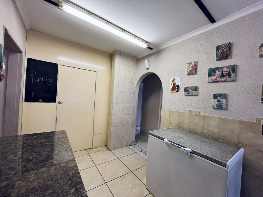 3 Bedroom Property for Sale in Protea Park North West